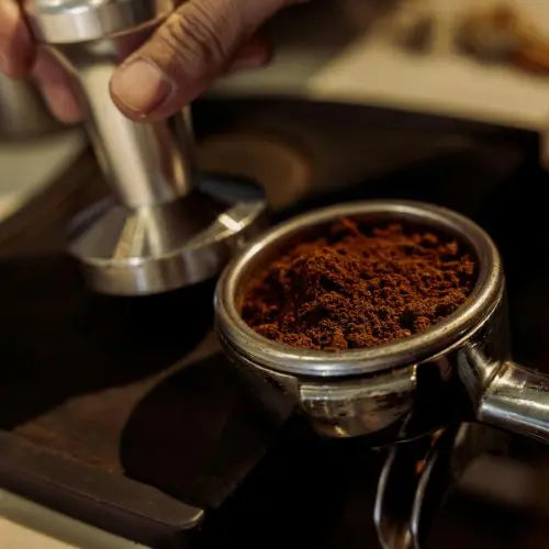 Les 5 erreurs à éviter avec sa machine expresso pour un café parfait