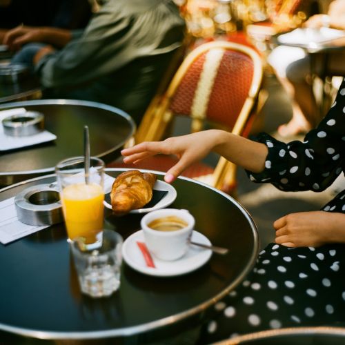 Café français : traditions et innovations qui redéfinissent l'art de vivre - Subtile café